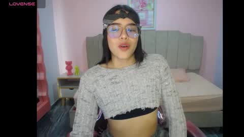 bambi_ch online show from December 29, 4:30 pm