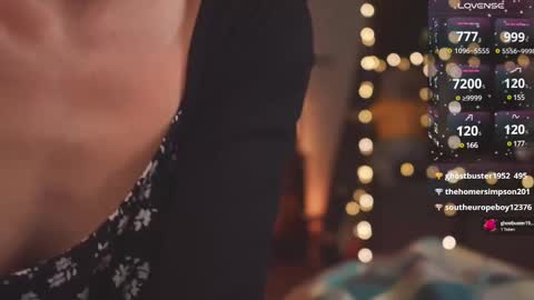 Ellen and  online show from February 17, 5:44 pm