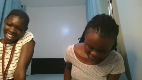 queen online show from January 17, 12:23 pm