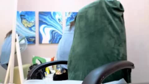 battymoll online show from November 26, 4:19 pm