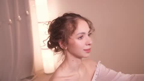  JETT  online show from December 14, 9:42 pm