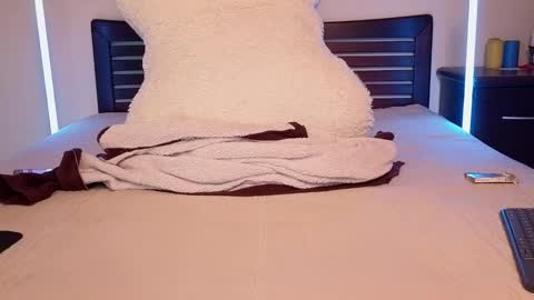 Love online show from November 29, 2:04 am