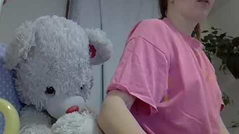 BeatriceTender online show from March 6, 7:10 pm