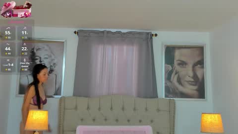 Ariana Reyes online show from February 12, 1:02 pm