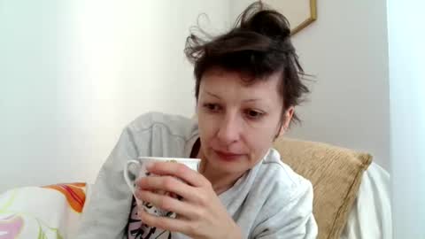 Raluca online show from April 12, 8:17 am