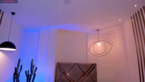 Am Becca online show from September 25, 8:17 pm