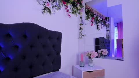 beccamilanni online show from January 24, 1:03 pm