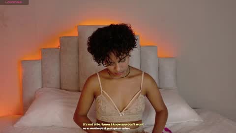 Beecckkkaaa online show from March 26, 2:08 pm