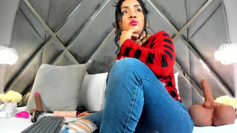 BeckaMils online show from January 5, 3:53 am