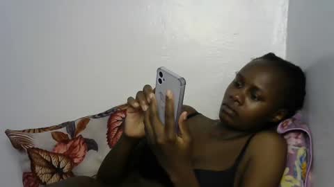 beeswee online show from January 13, 9:08 am