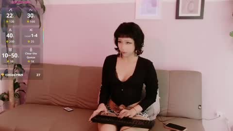 bel_vamp online show from April 22, 5:15 am