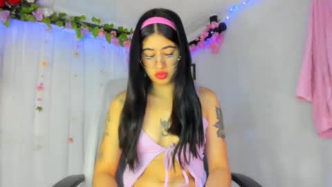 modelo independiente online show from February 14, 9:17 pm