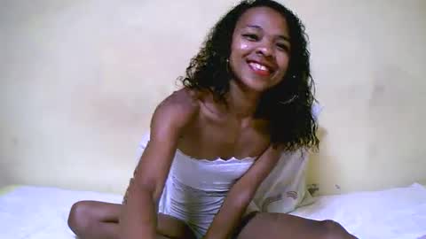 bella193999 online show from December 5, 6:10 am