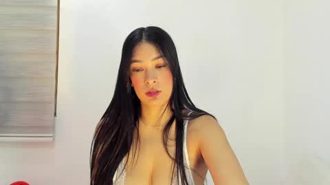 Laura online show from April 23, 3:58 am