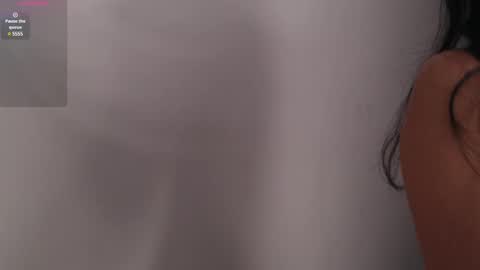   online show from February 11, 10:50 pm