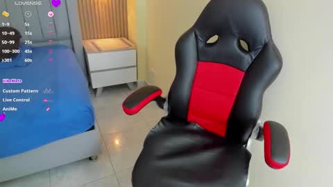 BELLA STONE  online show from February 19, 8:07 pm