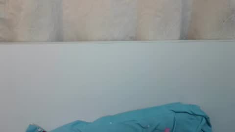 bellacrystall online show from March 6, 7:03 am