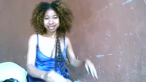 bellaena online show from November 7, 4:51 am