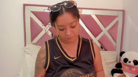 bellalumi online show from April 3, 3:48 am