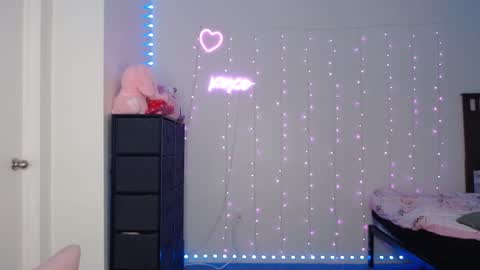 Bella Monroe online show from March 10, 3:56 am