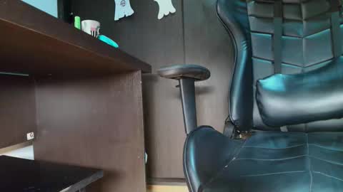 Camille  online show from October 7, 1:10 am