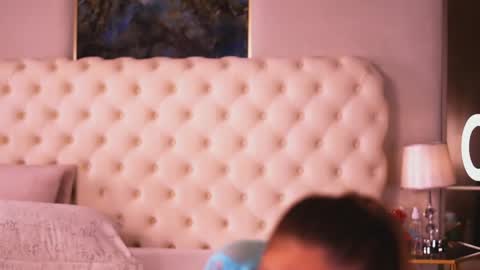 Bella online show from April 17, 9:50 pm