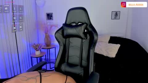 CALL ME BELLA online show from September 19, 1:48 am