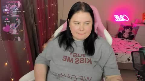 LinaBoo online show from February 8, 6:28 am