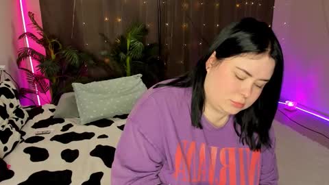 LinaBoo online show from October 17, 6:44 pm