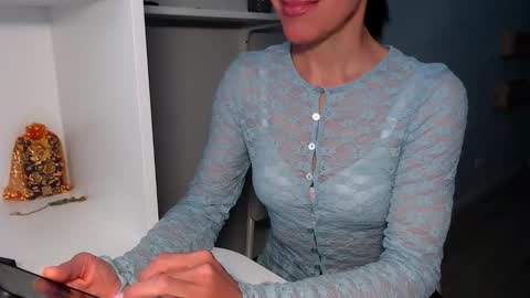 berry2024 online show from April 24, 6:05 am