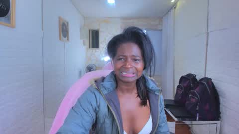 Betaby grey online show from February 13, 5:31 am