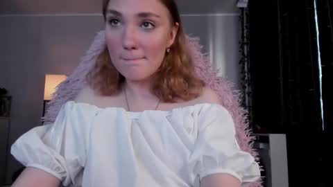 Dory make me happier online show from December 1, 3:54 am