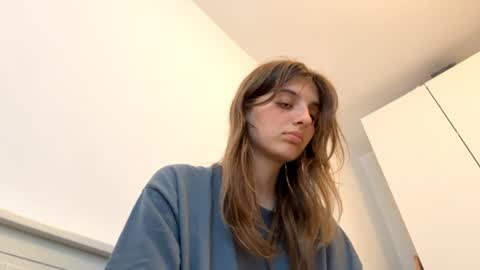 Lina online show from June 18, 5:18 pm