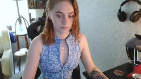 beverly_yay online show from May 17, 12:15 pm
