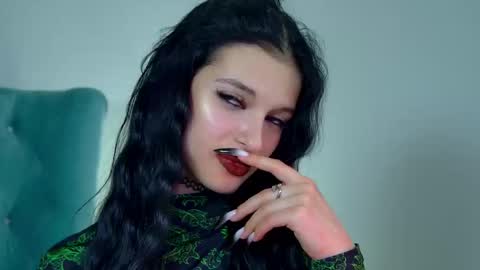 Beverly online show from March 5, 4:13 pm