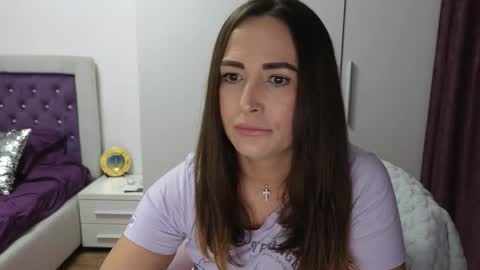   BeyonceDoll       Twitter DollBeyonce    online show from March 17, 7:07 pm