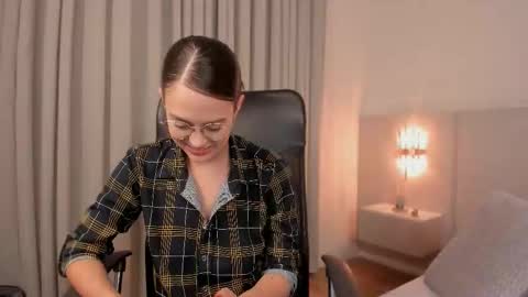 Bian  online show from November 27, 3:53 am