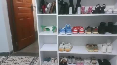 tanya online show from September 13, 5:04 am