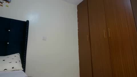 bigbaby004 online show from March 13, 11:17 pm