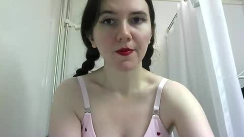 Isabella online show from October 29, 7:56 am
