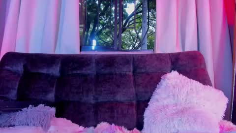 Billie online show from November 13, 10:20 pm