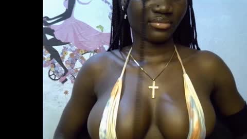 Esthy online show from September 9, 4:51 pm