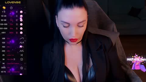 blackberry_star online show from December 12, 8:25 am