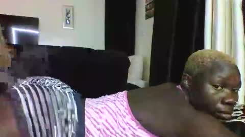 blackmarvel02 online show from February 28, 7:02 pm