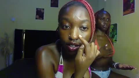 blackqueen2030 online show from March 13, 5:42 am