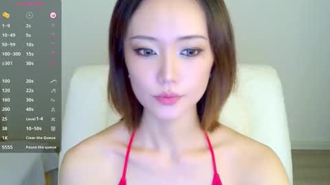 YoYo online show from October 1, 8:08 am