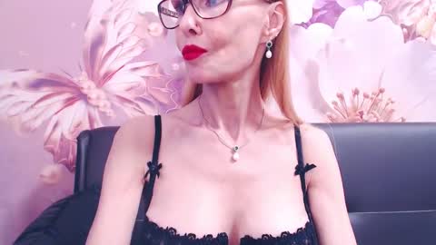 blond_pussy_ online show from February 15, 7:51 am