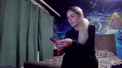 blonde4pasion online show from November 4, 8:58 pm