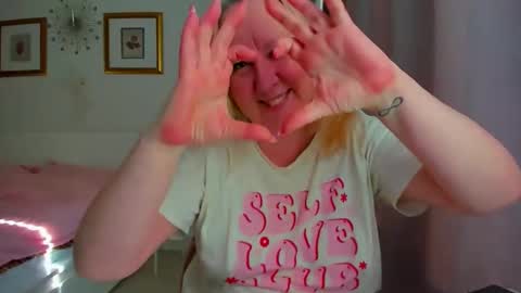 Nicole online show from March 5, 11:06 am