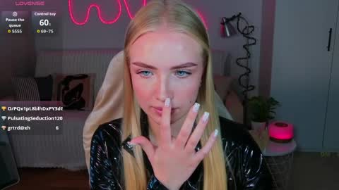 Nessa online show from May 31, 3:29 pm